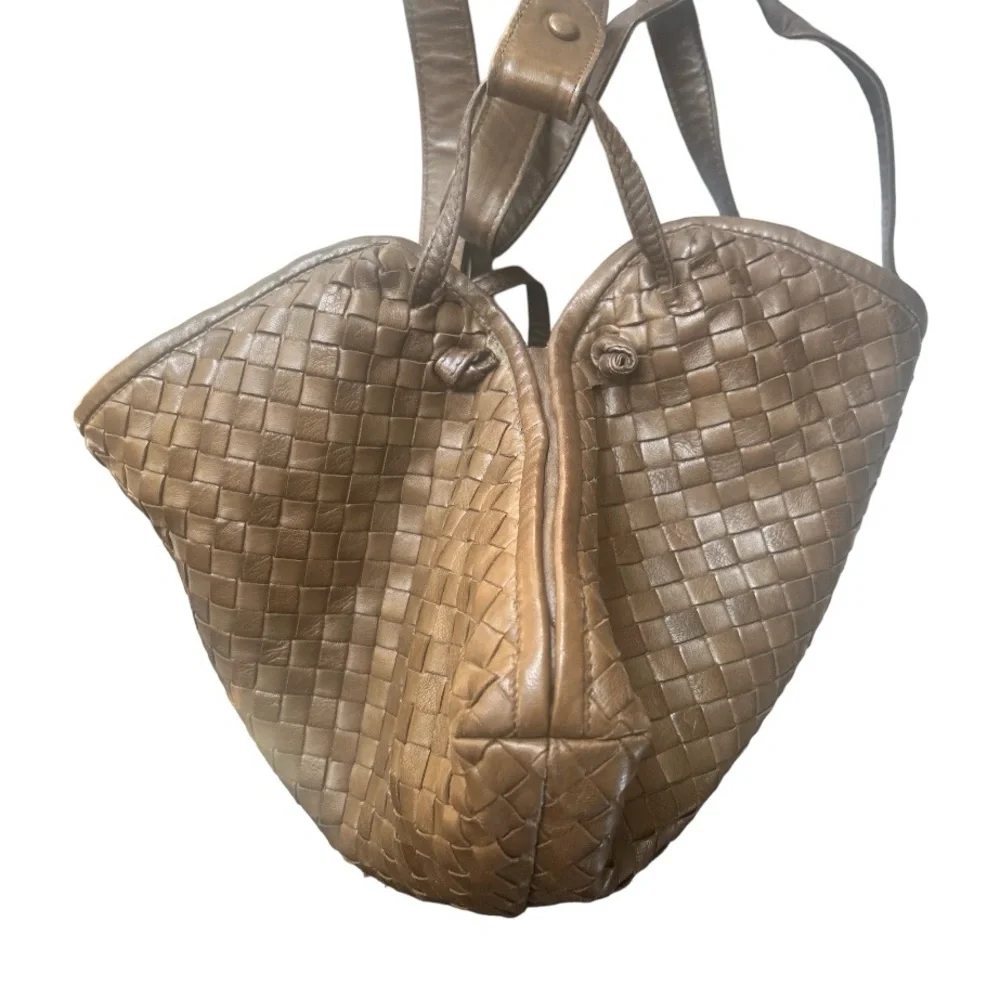 Bottega Veneta Chocolate Brown Intrecciato Leather Shoulder Bag Authentic - Picture 2 of 16